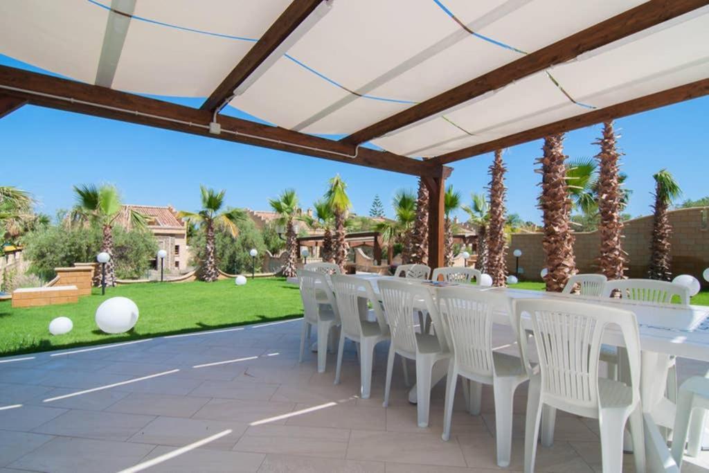 Hh Selection Emiro Villa Lascari Luaran gambar