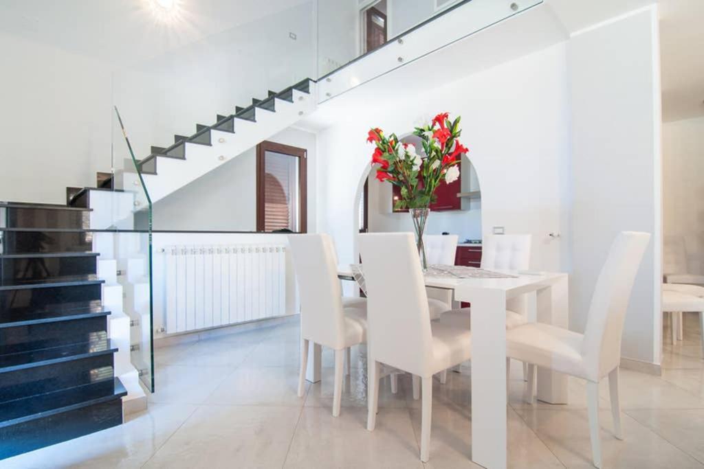Hh Selection Emiro Villa Lascari Luaran gambar