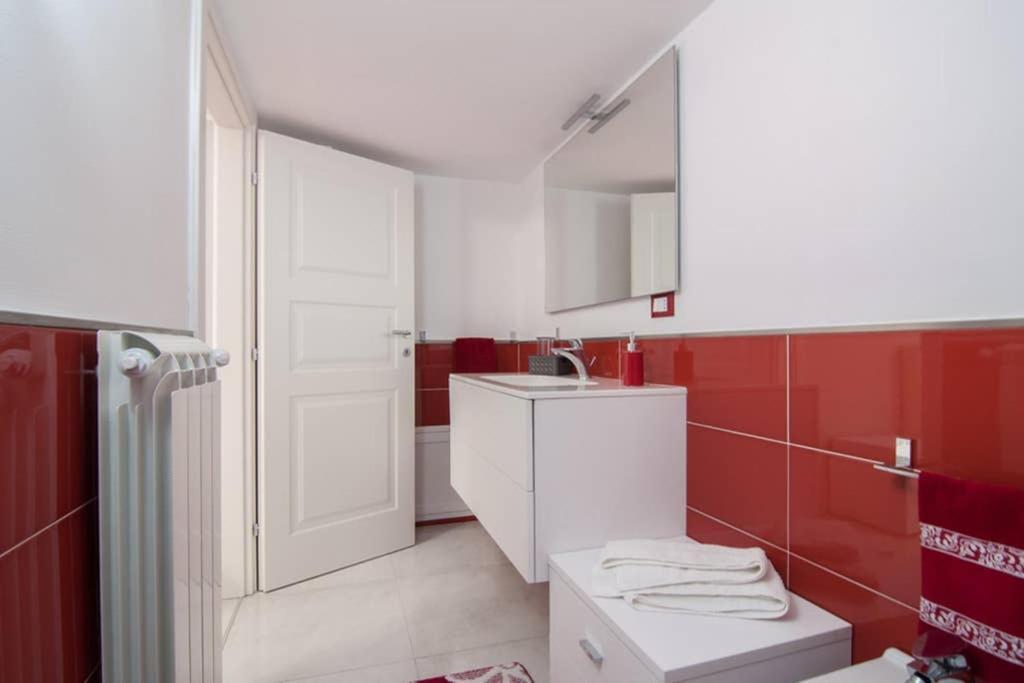 Hh Selection Emiro Villa Lascari Luaran gambar