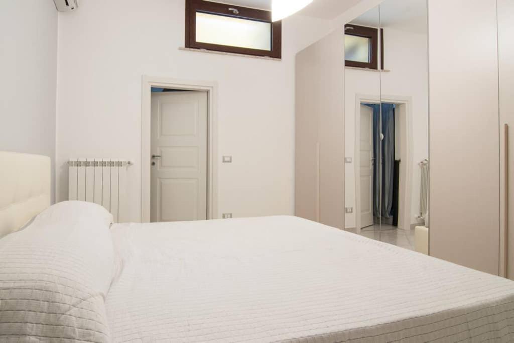 Hh Selection Emiro Villa Lascari Luaran gambar