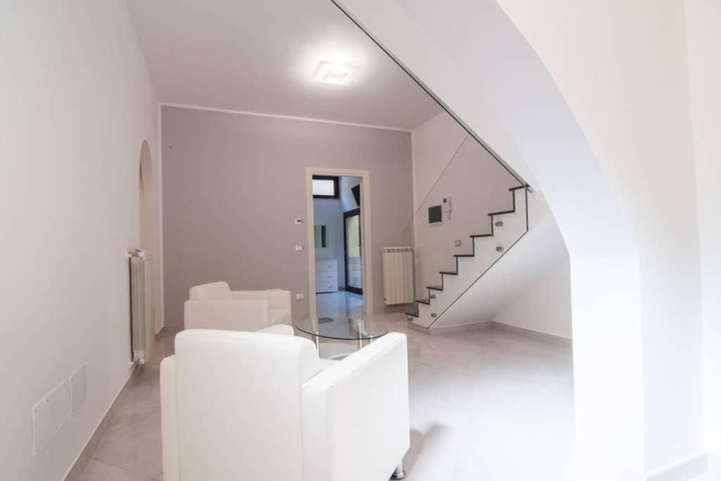 Hh Selection Emiro Villa Lascari Luaran gambar